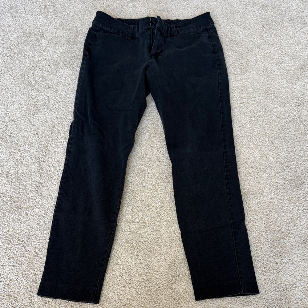 Old Navy Black Denim Pixie Jeans with Logo Waistband